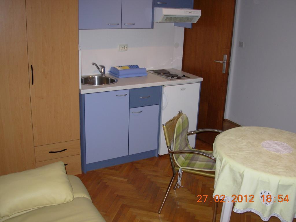 טרוגיר Apartment Karmen חדר תמונה